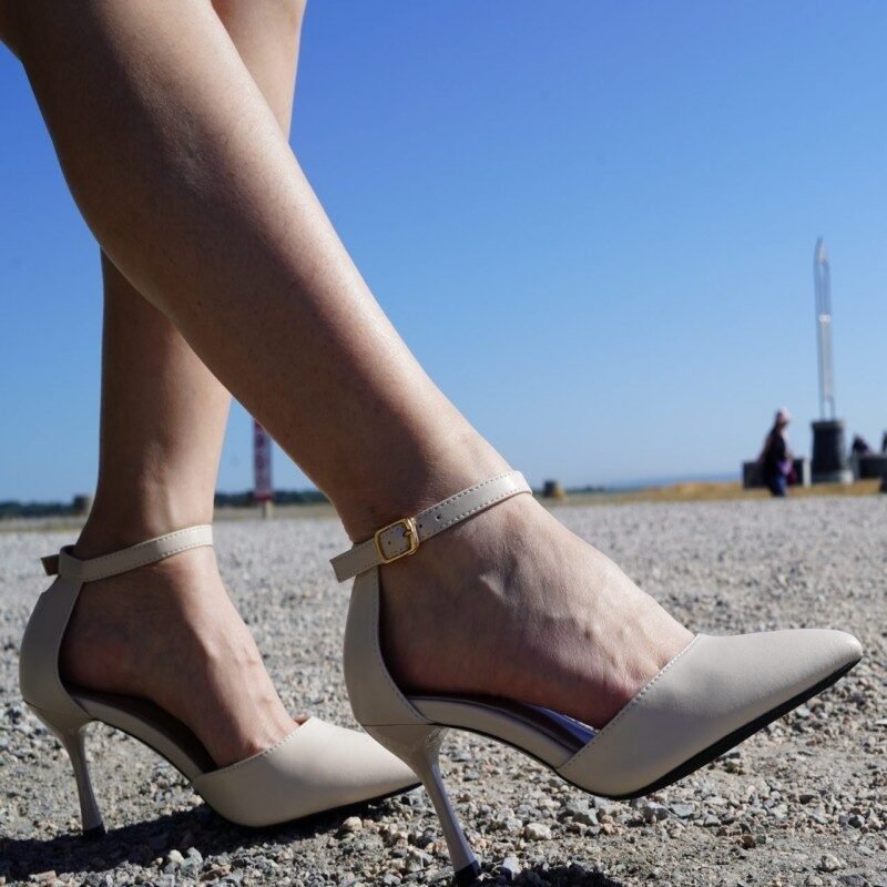 Size 4 heels for women Size 4 heels for women